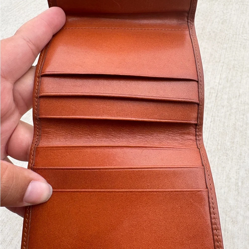 Dooney & Bourke Vintage Trifold Wallet Brown Tan Leather Made in USA - Picture 5 of 6